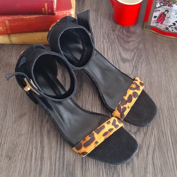 FREE With Purchase - Picture 2 of 3